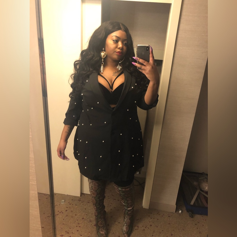 Saint Genies Pearl Blazer Dress | Black | Size 22